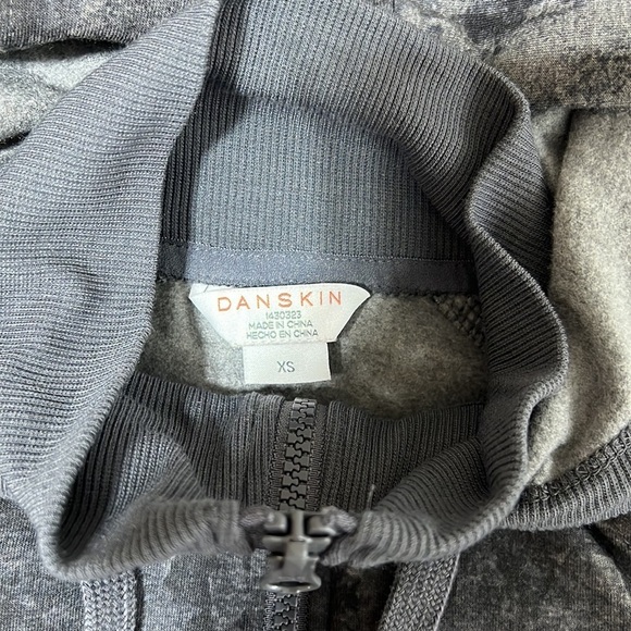 Danskin Women's Marble Print Double Collar Full Zip Hooded Jacket - Picture 7 of 13